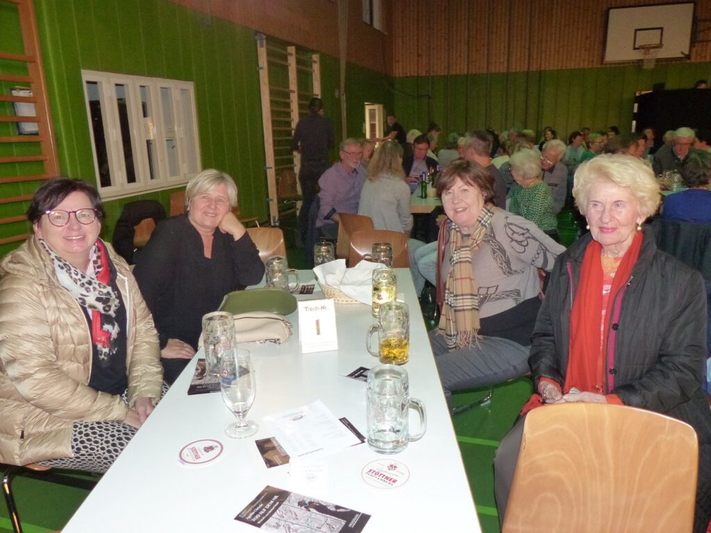 Theaterbesuch des Frauenkreises